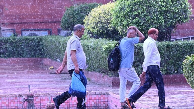 Rains Lash Delhi-NCR; IMD predicts more showers in the next two hours, airlines for the release of Advisory | Tech Word News