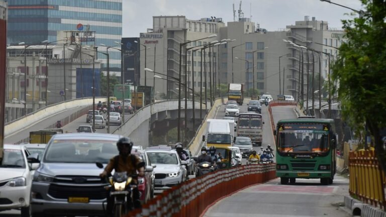 BMTC to restart a priority bus of the bus between the junction of Marathahahali and Silk Board in January 2026