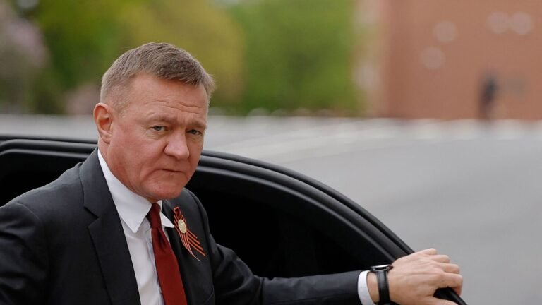 Russian former Transport Minister Roman Starovoit found a dead car in the car after being released by Putin | Tech Word News