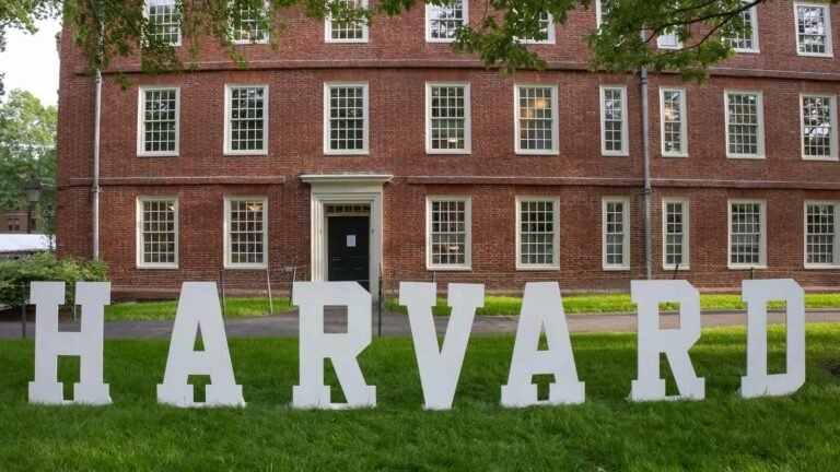 Harvard vs Trump: The university urges court to restore $ 2.5 billion for research grants shortened Trump Administration | Tech Word News