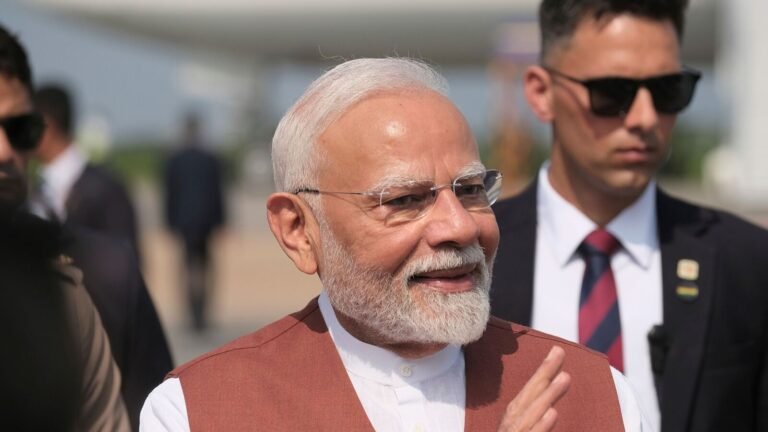 PM Modi distribute over 51,000 name letters to new recruits to 16. Tech Word News