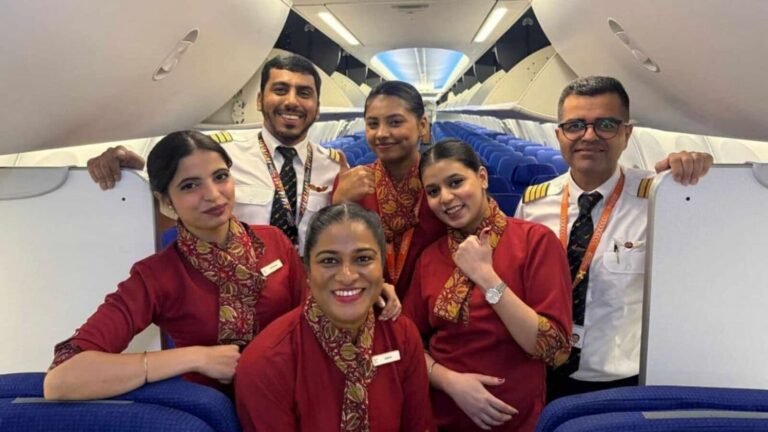 MID-AIR MIRACLE! Woman gives birth to 35,000 feet on board Air India with bound in Mumbai Express Flight | Tech Word News