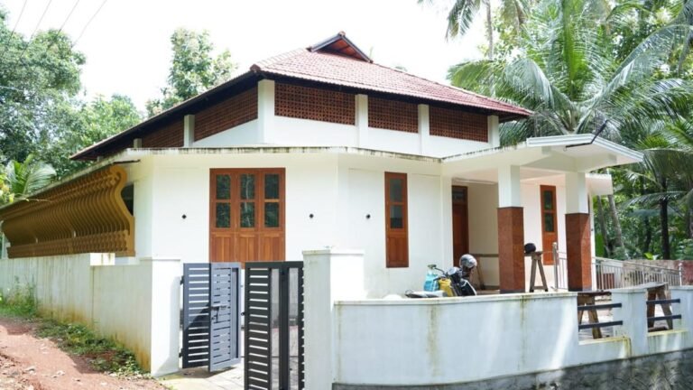 Memorial for Mani Madhava Chayar will come to his birthplace in Kozhikode