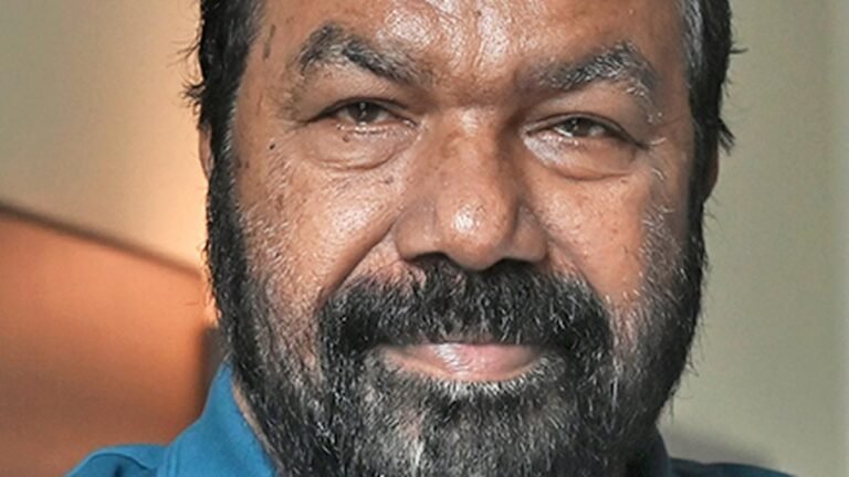 Sivankutty stands firmly at the school timing school, slamming the Governor Keral for “support” of the worship of the feet