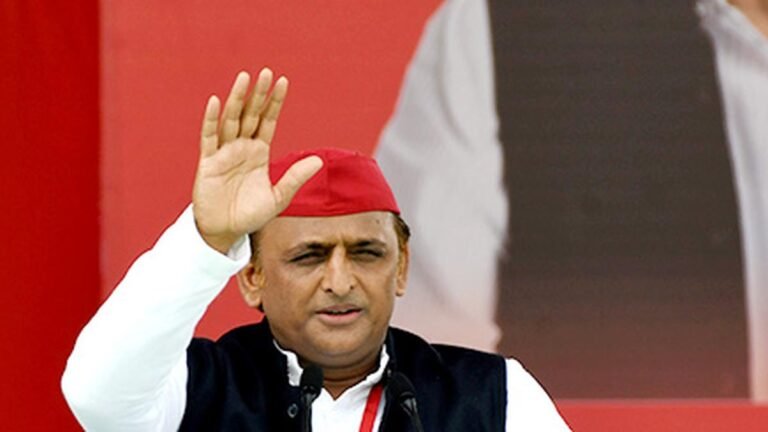 Own people BJP do not receive justice: Akhilesh yadav