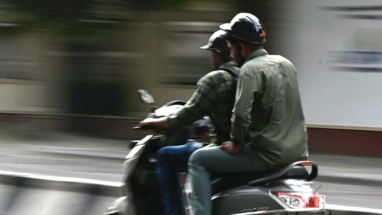 Cycling riders urge Karnataka to accept central instructions