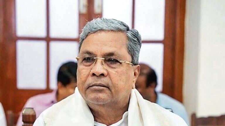20 people die of a heart attack in Karnataka Hassan in one month; CM Siddaramaiah points out a possible reference to Covid vaccine Tech Word News