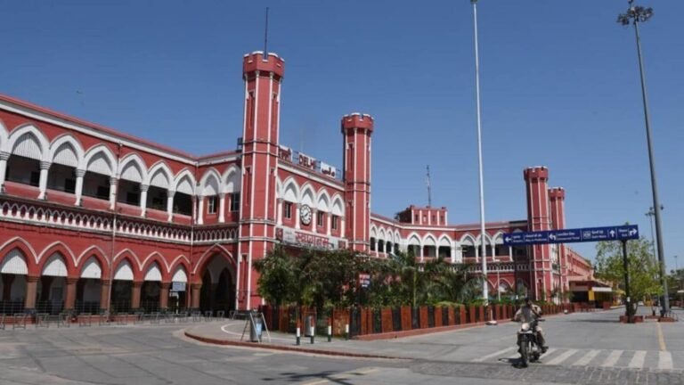 Rename Old Dilli after Maharaja Agrasen: CM Rekha Gupta to Ashwini Vaishnaw | Tech Word News