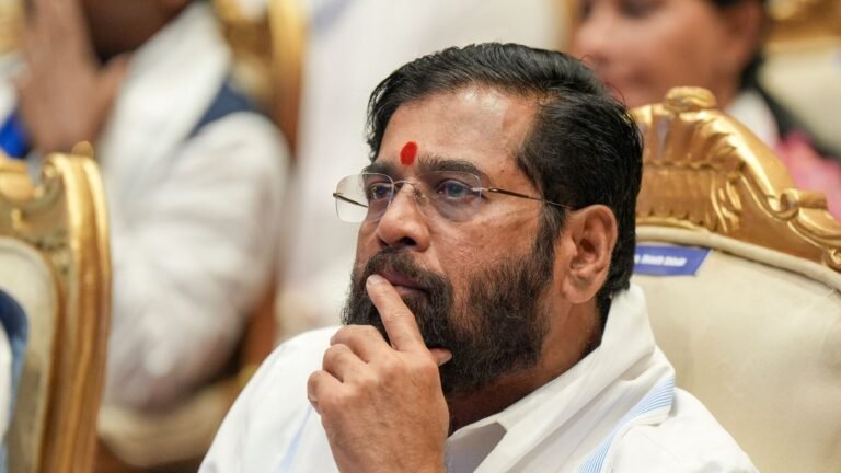 “Behozing someone is not right”: Ekath Shinde breaks silence after Shiv Hory Thrashes Cantoen staff over musty food | Tech Word News