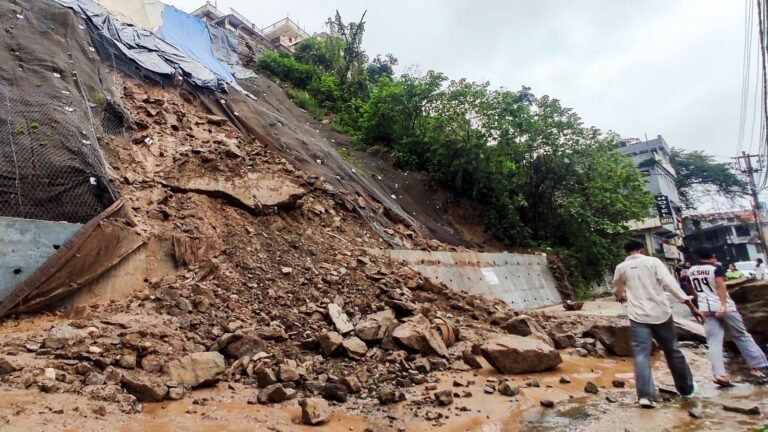 Himachal Drains Earn a way: Nashing land hits the village of Kulla, IMD releases an orange warning in 4 districts until July 29 | Tech Word News