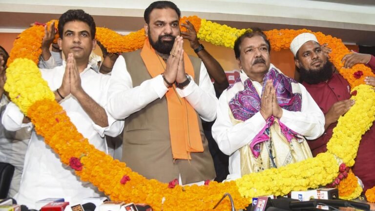 Bihar Bjp is trying to break the Muslim voices of the RJD through Pasand