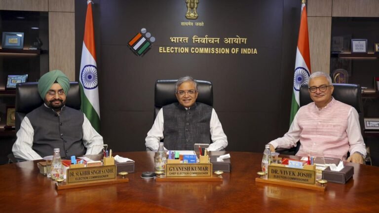 Opposition Meeting with Election Commission over a special revision of election roles in Bihar Defrered