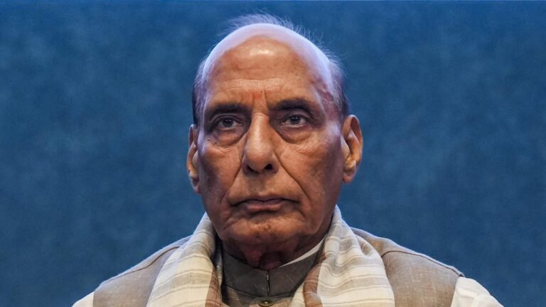 Naida sets a plan before rajnath for investment in the defense sector sector in AP