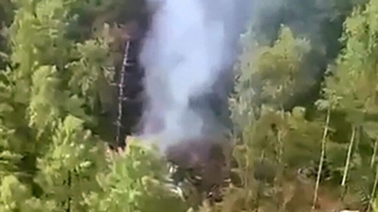 The missing Russian aircraft was found crashed in the Amur area; Rescuers consume a burning hull, no survivors | Tech Word News