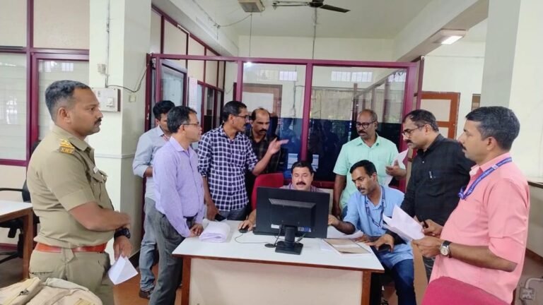 Vigilance surprise of the raid discovered rooted corruption in the Kerala motor vehicles