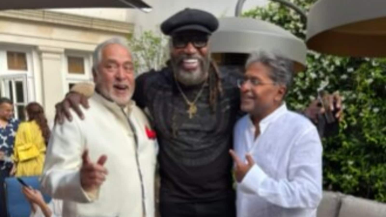 Viral video: Lalit Modi, Vijay Mallya Sing ‘I It It My Way’ at Lavish London Party, click on the photo with Chris Gayle | Tech Word News