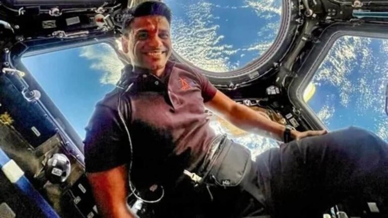 Shubhanshu Shukla Return Live Update: SpaceX’s Dragon bearing Axiom-4 UNDOCKs after 10 minutes delay | Tech Word News