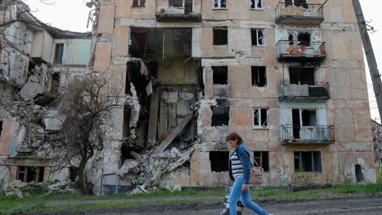 The Kremlin refuses to claim Donald Trump’s envoy to Russia “delaying peace, bombing civilians and pulling” Ukrainian War | News today