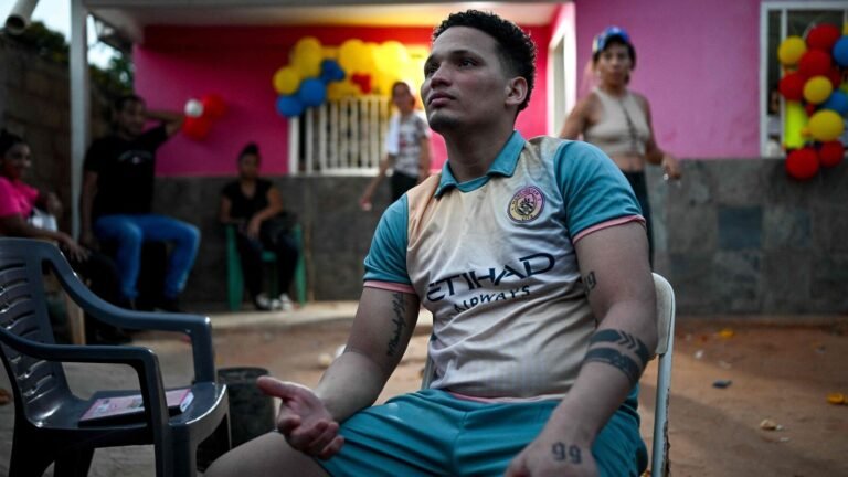 Venezuela migrants reveal shocking abuse in prison Salvador under Trump Crackdown – “abuse, violence, spoiled food” | Tech Word News