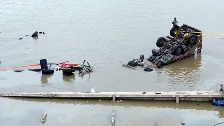 Collapse of the Vadodara bridge: The number of victims increases to 13, the “exact reason” to be probed | Best Update Tech Word News