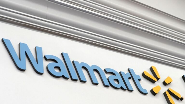 Walmart fans reveal what they are most missing from the 90s. Tech Word News
