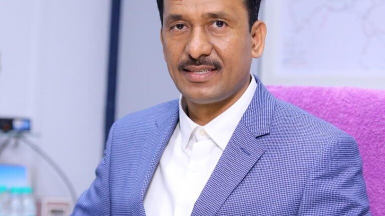 Complete projects of solar plants in time: SCCL CMD