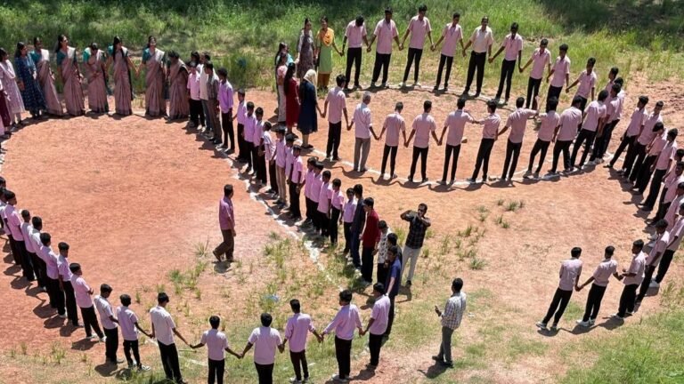 Sixty years Mathilukal marked with a wall of love