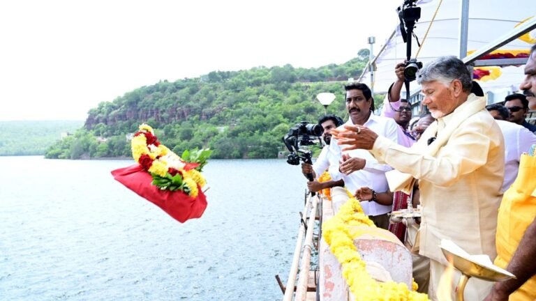 Completes all the waiting projects in Rayalaseema, says Naidu