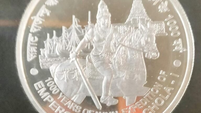 Prime Minister Modi publishes a coin commemorating the millennium of the naval expedition Rajendra Chola I.