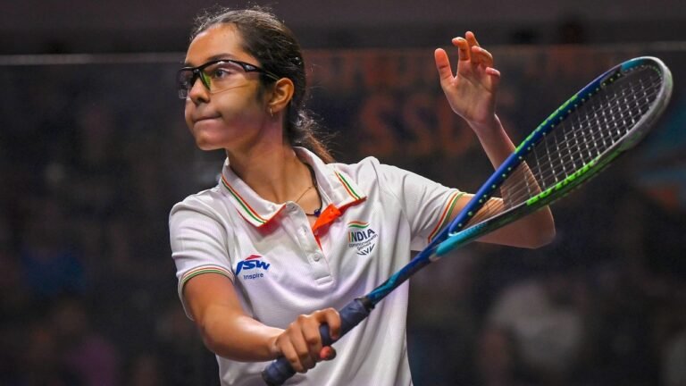 Squash: Sensation Teens Anahat Singh Clinches bronze at the World Championship in junior
