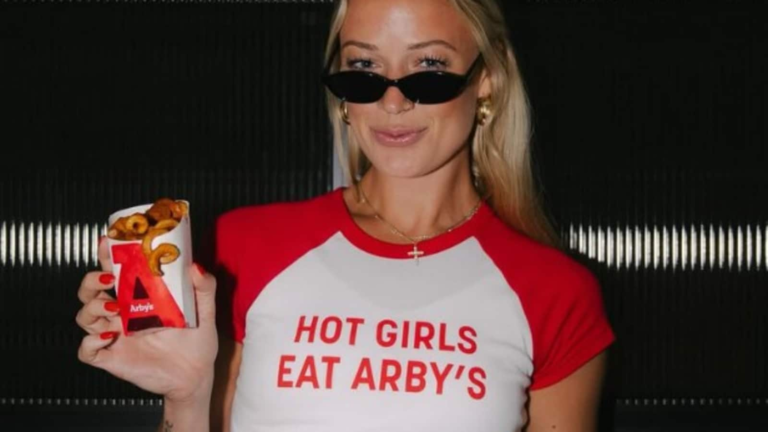 Sophie Cunningham steals a reflector with a “hot girl eat arby’s” shirt in front of a feverish game | Tech Word News