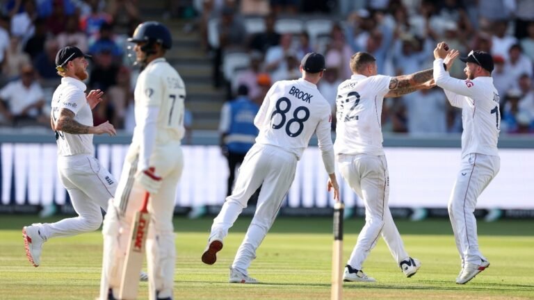 Watch: Ben Duckett returns it back SHUBMAN GILL WITH A BROWSHY SABLE ON LORDA