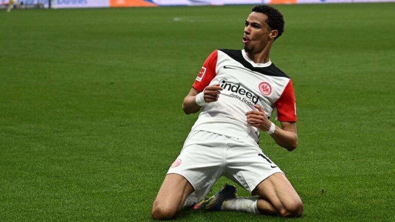 Liverpool agrees with personal terms with Hugo Ecitike, wait for the attitude of ISAK: Messages