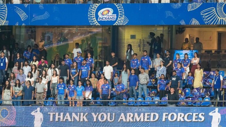WankHhed’s security manager arrested for “theft” of IPL jerseys