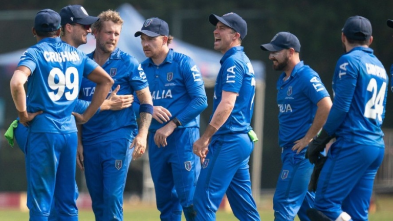 Italy at the top of the historical qualification of the World Cup T20 after stunning Scotland