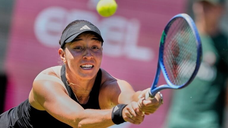 Wimbledon Day 2 live score: Jessica Pegula