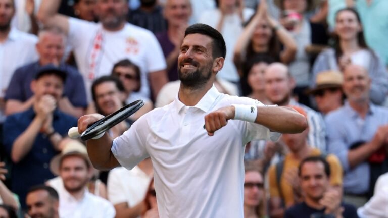 Watch: djokovic “pumps” dancing with children after sealing 14. Wimbledon semis