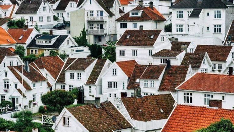 Investors hold a large piece of American houses because traditional buyers are trying to allow. Here’s what data shows | Tech Word News
