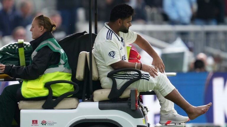 Manchester Test: Indian bold start after ugly injury Rishabh Pant