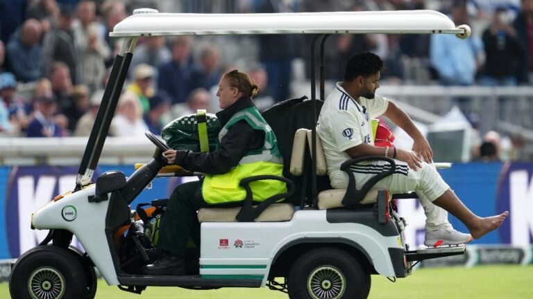 Rishabh Pant suffers a fracture of the right tip, is likely to be excluded from the England test series: Sources