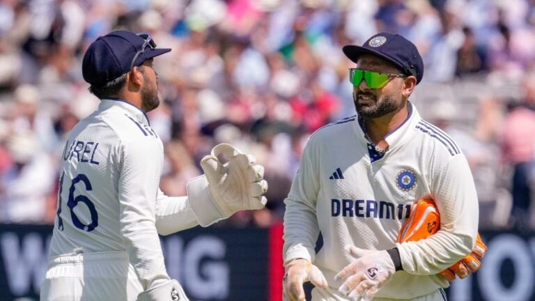 Eng vs Ind: Dhruv Jurel continues as a guard on 2nd day, pants still recover