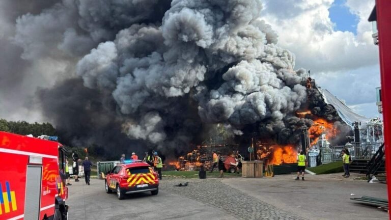 Tomorrowland Stage Burns on the ground before opening the festival – here’s what happened Tech Word News