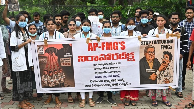 Foreign medical graduates continue to protest and are looking for permanent registration