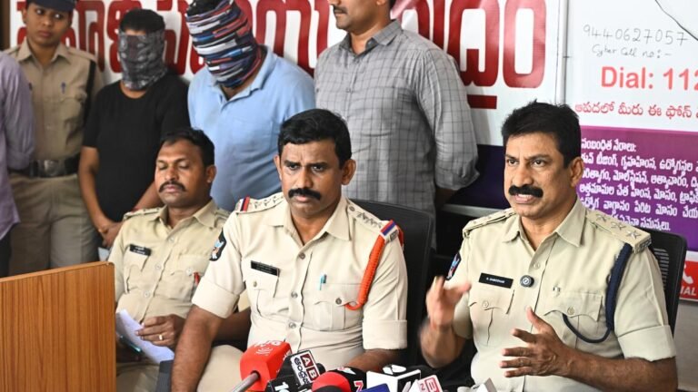 Administrator, husband arrested for murdering an engineer in retirement in Vijayawada