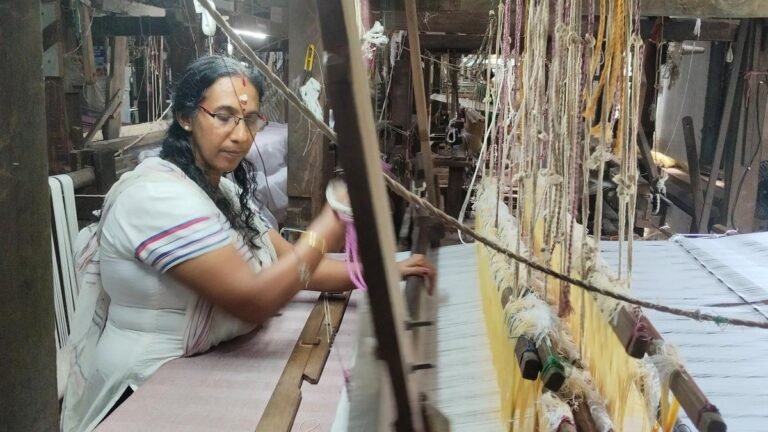 From the weaving state of cannur to the wardrobe of the Prime Minister: Handwon onakkodi head to Delhi