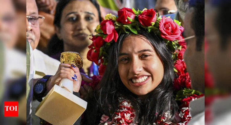 Chess World Gukesh Lauds Divya Deshmukh’s World Cup victory – “It’s not easy …” | Chess News – Tech Word News