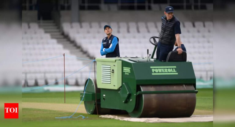 Explained: Heavy vs Light Roller – what is the difference and why it mattered 5. Cricket messages – Tech Word News
