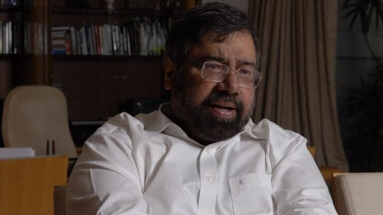 Harsh Goenka hits Trump after 25% with another tariff, “India will bow to any” | Tech Word News