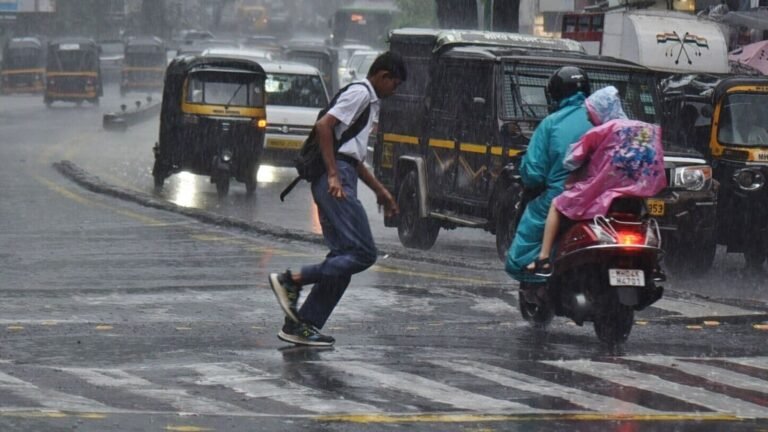 Lucknow schools have closed today in the middle of bad weather and rain conditions Tech Word News