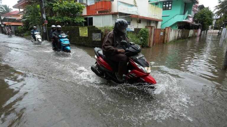 Red Warning for Kannur, Caragod on Wednesday